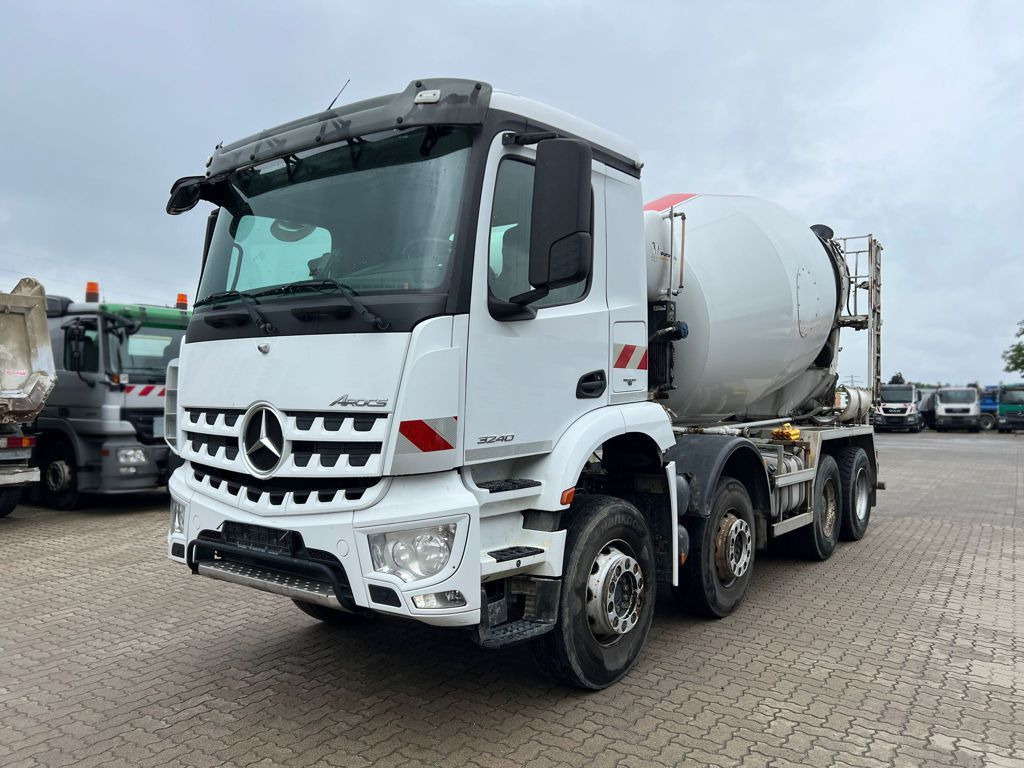 Mercedes-Benz Arocs 3240 B 8x4 Betonmischer Deutsch Top AP Ach - Concrete mixer truck: picture 1 Mercedes-Benz Arocs 3240 B 8x4 Betonmischer Deutsch Top AP Ach - Concrete mixer truck: picture 1