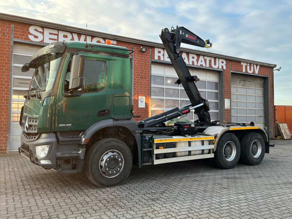 Mercedes-Benz Arocs Abrollkipper 2646 6x4 kurzer Radstand - Hook lift truck: picture 2 Mercedes-Benz Arocs Abrollkipper 2646 6x4 kurzer Radstand - Hook lift truck: picture 2