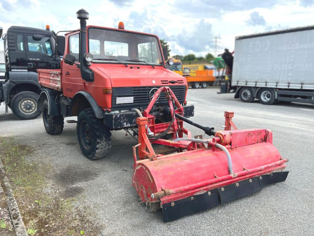 Mercedes-Benz Unimog U 424 2-Achs Allradkipper Front+Heckhydra - Tipper: picture 2 Mercedes-Benz Unimog U 424 2-Achs Allradkipper Front+Heckhydra - Tipper: picture 2