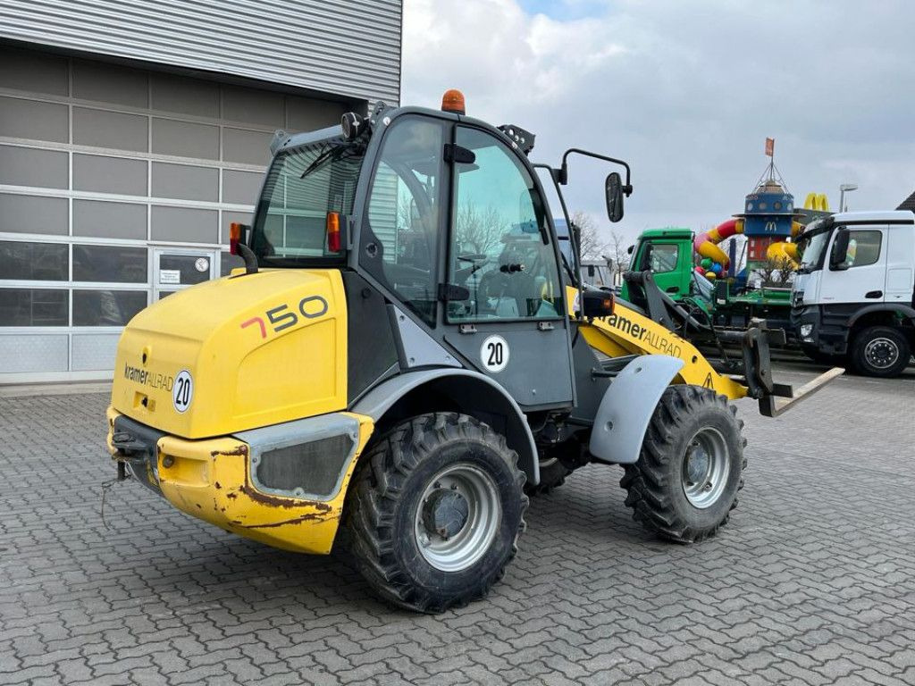 Radlader 750 Allrad Radlader Klappschaufel+Gabel - Wheel loader: picture 5 Radlader 750 Allrad Radlader Klappschaufel+Gabel - Wheel loader: picture 5