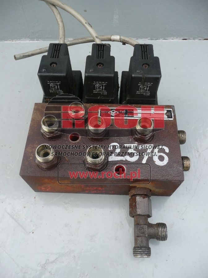 O&K 4523346 0102 MK060020 - 3 SEKCYJNY + 02-178067 24VDC - Hydraulic valve for Wheel loader: picture 1 O&K 4523346 0102 MK060020 - 3 SEKCYJNY + 02-178067 24VDC - Hydraulic valve for Wheel loader: picture 1