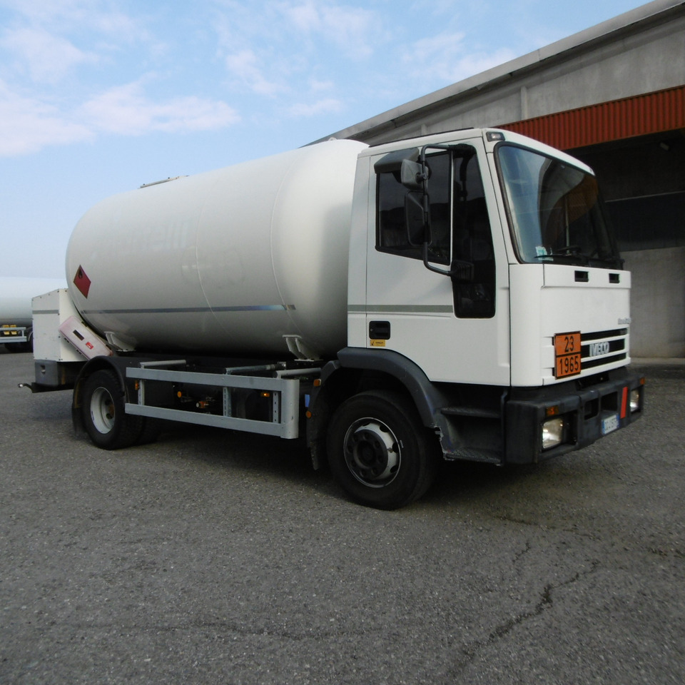 IVECO 130.24 LPG GAS Tank - Tanker truck: picture 1 IVECO 130.24 LPG GAS Tank - Tanker truck: picture 1