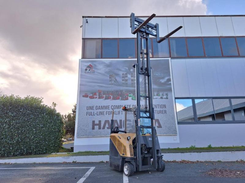 Amlift AGILIFT 25-12-49 - 4-way reach truck: picture 4 Amlift AGILIFT 25-12-49 - 4-way reach truck: picture 4