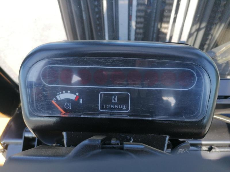 LPG forklift Caterpillar GP40KL: picture 12