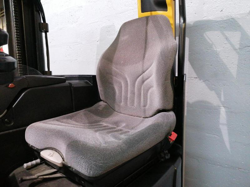 Reach truck Caterpillar NR16N: picture 9