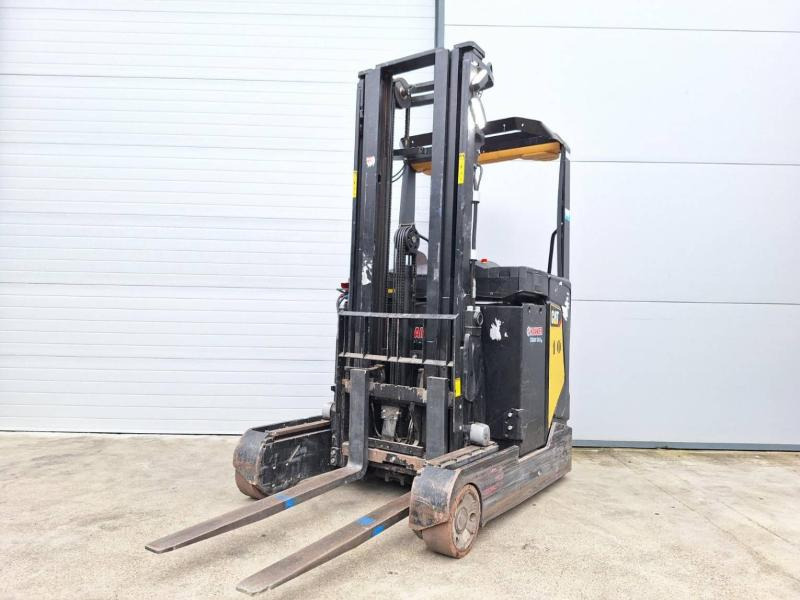 Caterpillar NR16N2 - Reach truck: picture 2 Caterpillar NR16N2 - Reach truck: picture 2
