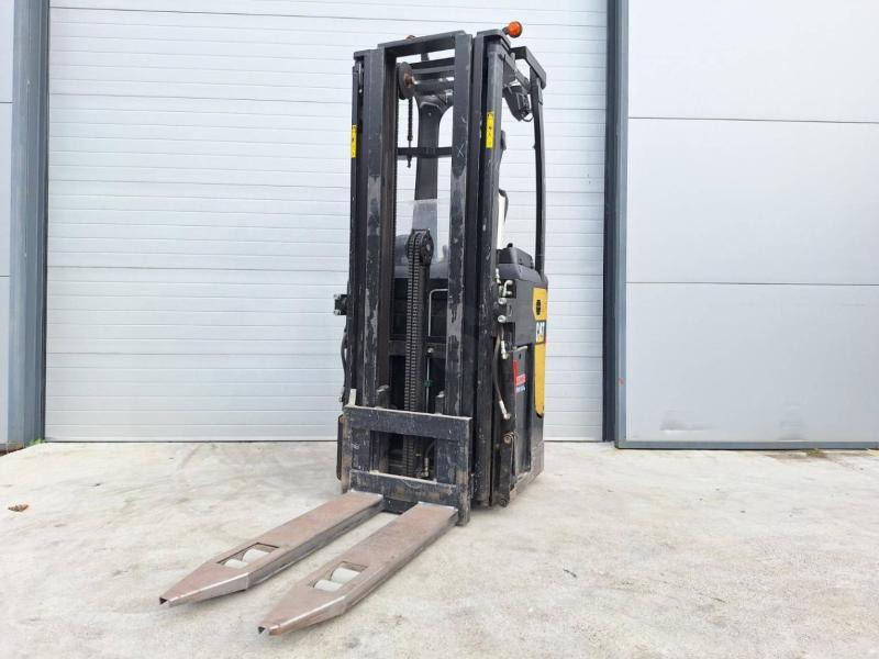 Caterpillar NSR20N - Stacker: picture 2 Caterpillar NSR20N - Stacker: picture 2