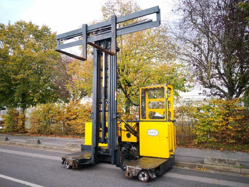 Combilift C3000EST - 4-way reach truck: picture 2 Combilift C3000EST - 4-way reach truck: picture 2
