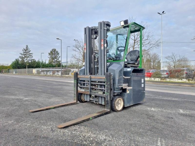 Combilift CBE2500 - 4-way reach truck: picture 1 Combilift CBE2500 - 4-way reach truck: picture 1