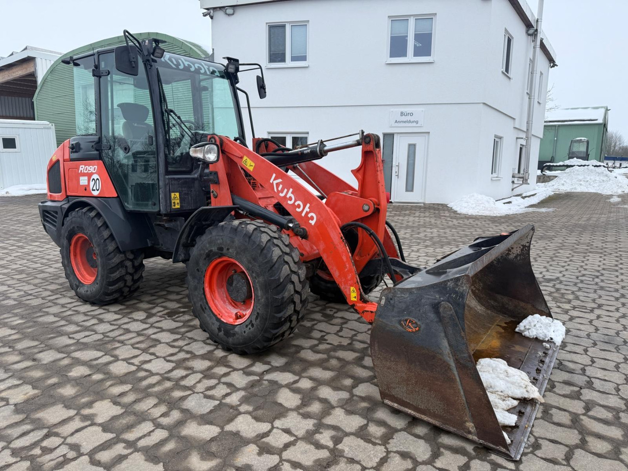 Kubota R 090, Bj 20, 1200 BH, SW, Schaufel, Gabel - Wheel loader: picture 1 Kubota R 090, Bj 20, 1200 BH, SW, Schaufel, Gabel - Wheel loader: picture 1