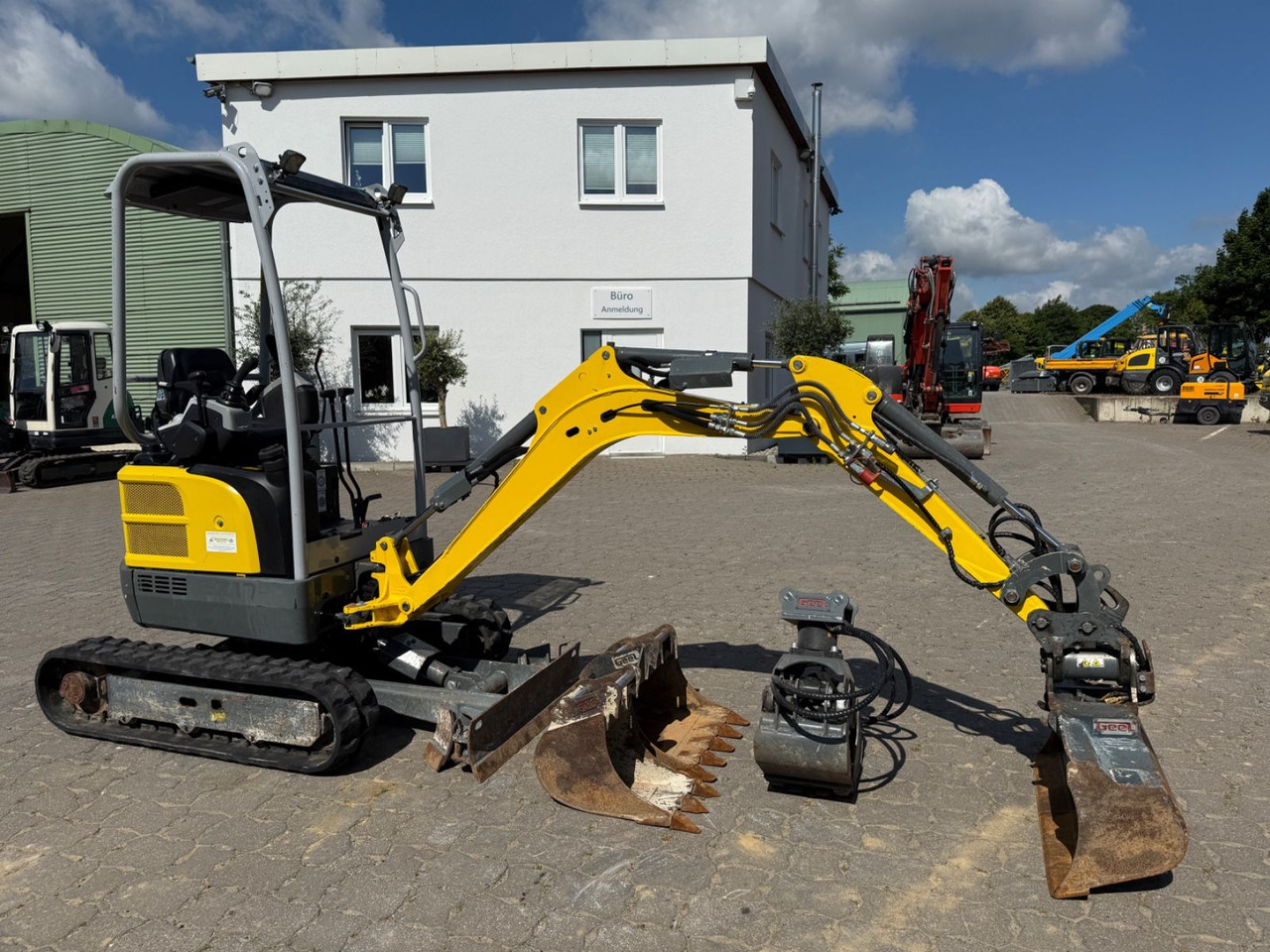 Wacker EZ 17, Bj 21, 820 BH, Tilt, hydr. SW, 3 Löffel - Mini excavator: picture 4 Wacker EZ 17, Bj 21, 820 BH, Tilt, hydr. SW, 3 Löffel - Mini excavator: picture 4