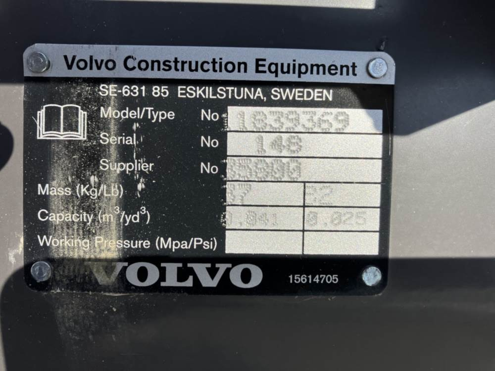 Volvo Tieflöffel mit Zähnen - Backhoe loader: picture 4 Volvo Tieflöffel mit Zähnen - Backhoe loader: picture 4