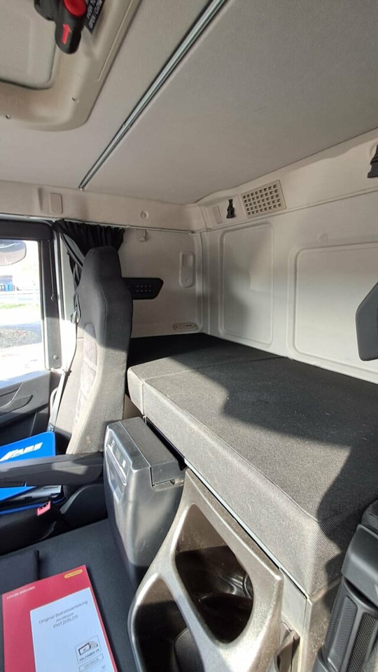 Iveco X-Way 480 6x2 Abrollkipper Palfinger PH T20 SLD5 - Hook lift truck: picture 4 Iveco X-Way 480 6x2 Abrollkipper Palfinger PH T20 SLD5 - Hook lift truck: picture 4