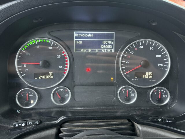 Concrete mixer truck MAN TGS 18.440 4x4H Eur 5 + Betonauf. Schwing 10 m3: picture 13