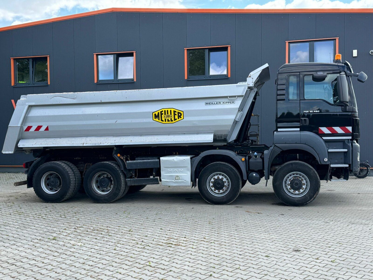 MAN TGS 35.460 8x6 BB Muldenkipper Meiller - Tipper: picture 4 MAN TGS 35.460 8x6 BB Muldenkipper Meiller - Tipper: picture 4