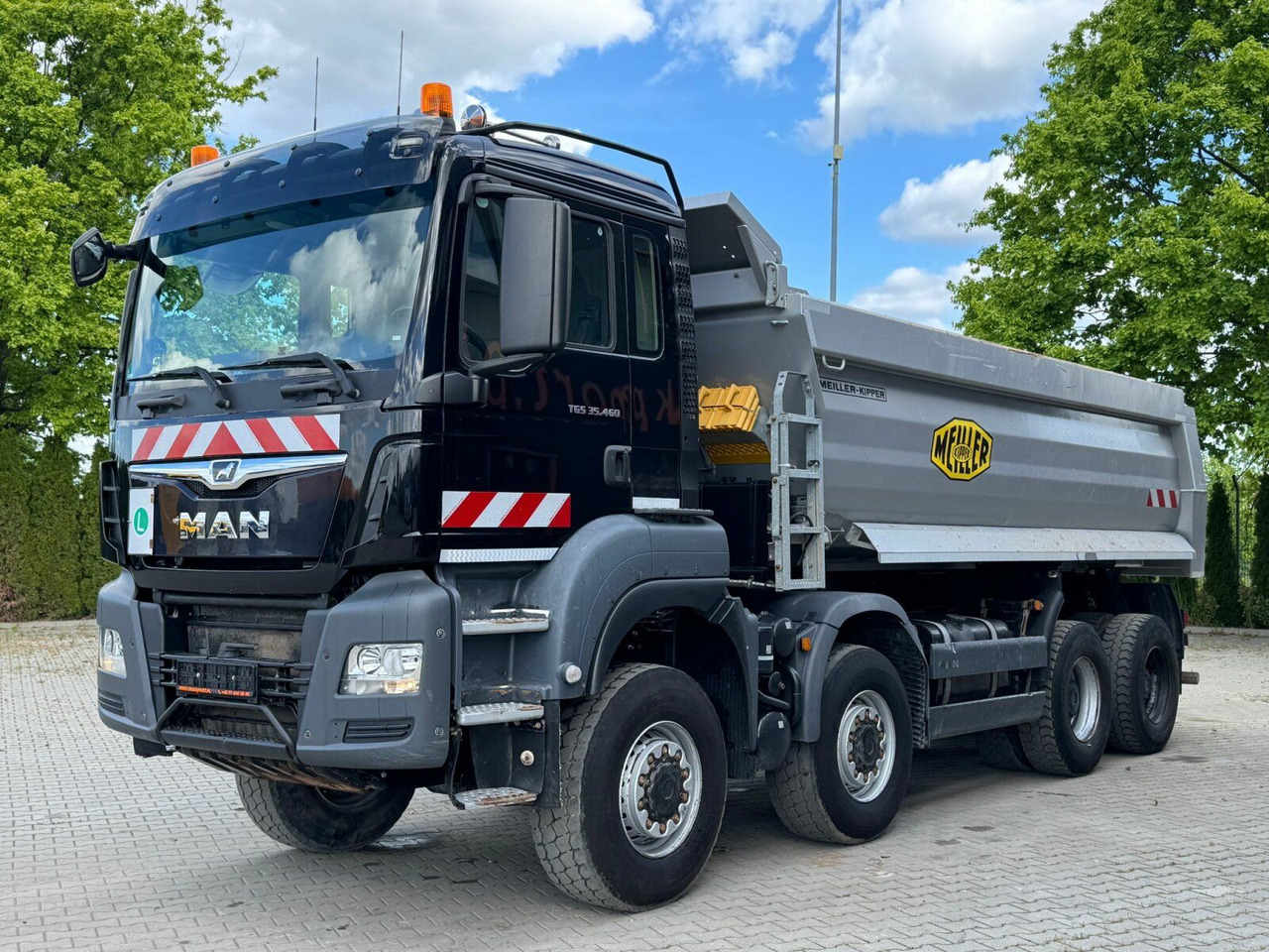 MAN TGS 35.460 8x6 BB Muldenkipper Meiller - Skip loader truck: picture 2 MAN TGS 35.460 8x6 BB Muldenkipper Meiller - Skip loader truck: picture 2