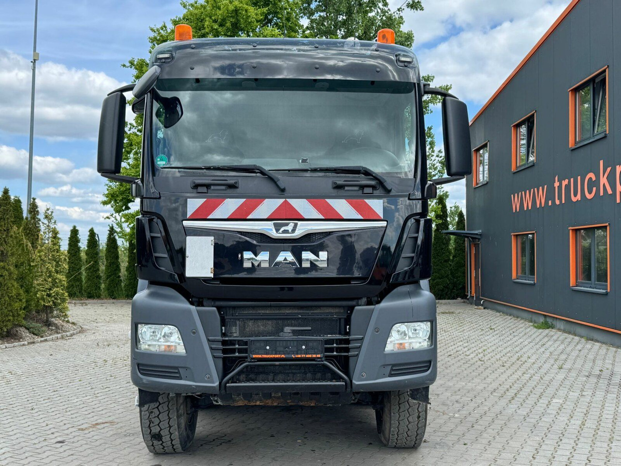 MAN TGS 35.460 8x6 BB Muldenkipper Meiller - Tipper: picture 3 MAN TGS 35.460 8x6 BB Muldenkipper Meiller - Tipper: picture 3