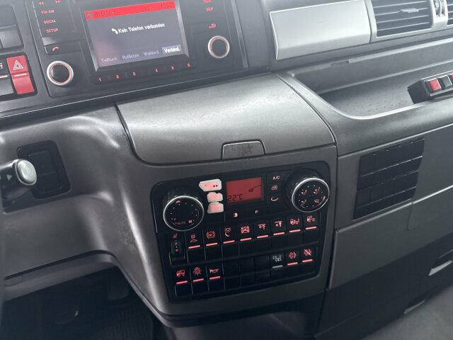 MAN TGX 26.440 Abrollkipper HYVA 20.60.S - Hook lift truck: picture 5 MAN TGX 26.440 Abrollkipper HYVA 20.60.S - Hook lift truck: picture 5