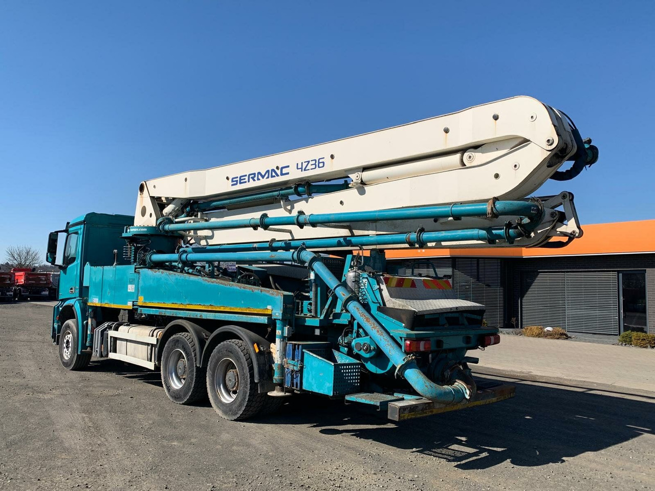 Mercedes-Benz AROCS 2636 6x4 Euro 6 Betonpumpe SERMAC 4Z36 - Concrete pump truck: picture 3 Mercedes-Benz AROCS 2636 6x4 Euro 6 Betonpumpe SERMAC 4Z36 - Concrete pump truck: picture 3
