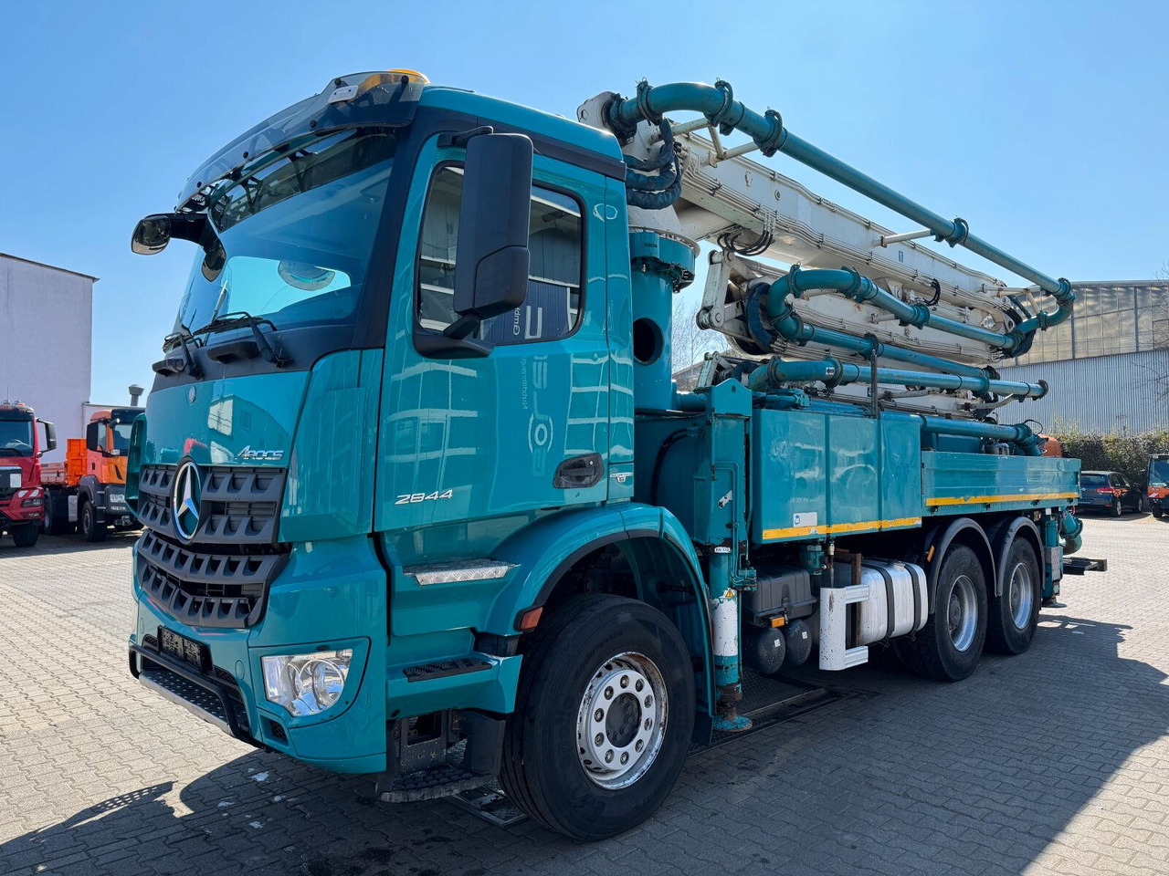Mercedes-Benz AROCS 2844 6x4 Euro 6 Betonpumpe SERMAC 5Z33 - Concrete pump truck: picture 2 Mercedes-Benz AROCS 2844 6x4 Euro 6 Betonpumpe SERMAC 5Z33 - Concrete pump truck: picture 2
