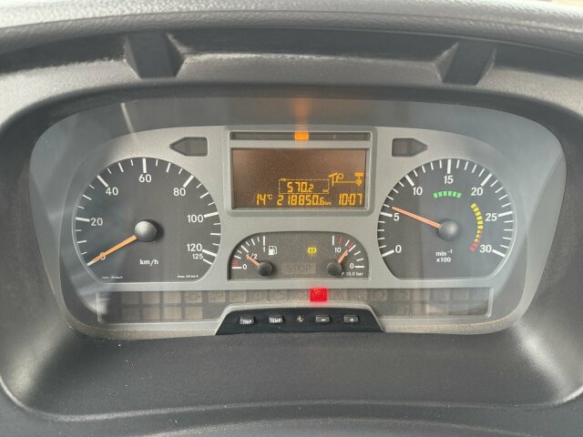 Mercedes-Benz ATEGO 815 K 4x2 Kipper Off. Kasten - Tipper van: picture 2 Mercedes-Benz ATEGO 815 K 4x2 Kipper Off. Kasten - Tipper van: picture 2