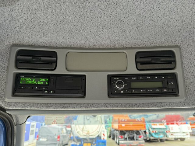 Mercedes-Benz ATEGO 815 K 4x2 Kipper Off. Kasten - Tipper van: picture 4 Mercedes-Benz ATEGO 815 K 4x2 Kipper Off. Kasten - Tipper van: picture 4