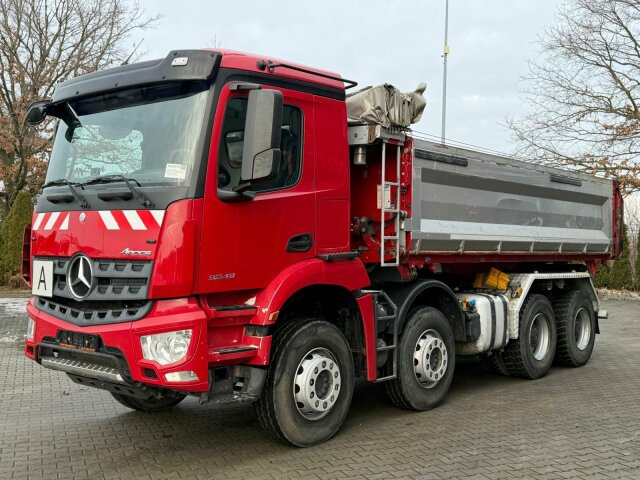 Mercedes-Benz Arocs 3243 8x4 Kipper Schwarzmuller Bordmatik - Tipper: picture 1 Mercedes-Benz Arocs 3243 8x4 Kipper Schwarzmuller Bordmatik - Tipper: picture 1