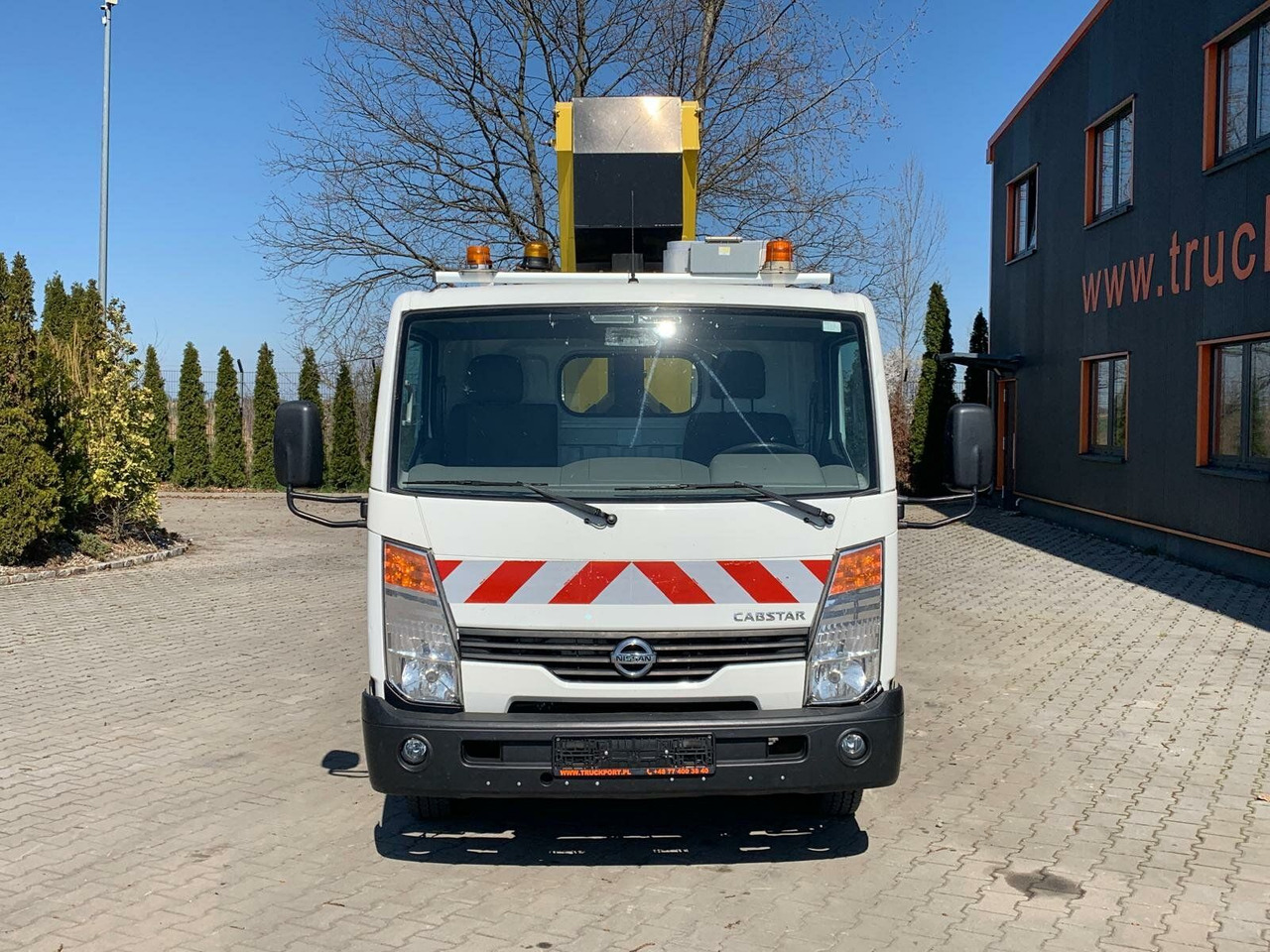 Nissan Cabstar 4x2 Ruthmann Steiger TB 270 - Truck mounted aerial platform: picture 3 Nissan Cabstar 4x2 Ruthmann Steiger TB 270 - Truck mounted aerial platform: picture 3