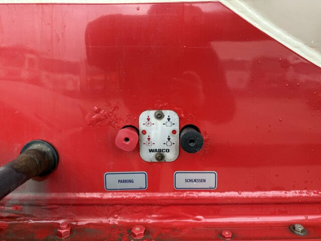 O.ME.P.S Silo Auflieger 27 m³ - Asche, Gülle - Silo semi-trailer: picture 3 O.ME.P.S Silo Auflieger 27 m³ - Asche, Gülle - Silo semi-trailer: picture 3