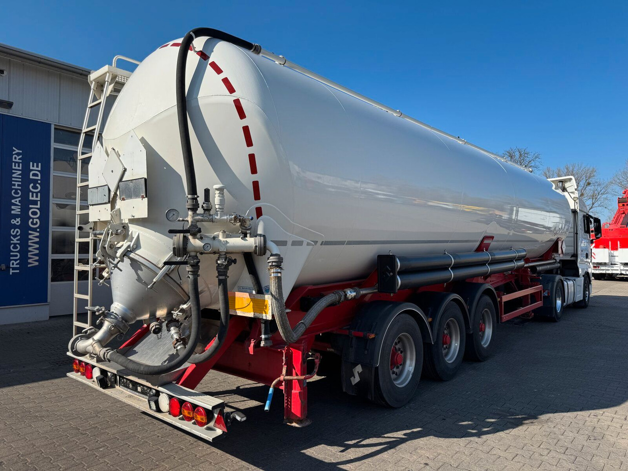 Spitzer SK 2760 CAL Kippsilo 60000 L für loser Schüttung - Silo semi-trailer: picture 5 Spitzer SK 2760 CAL Kippsilo 60000 L für loser Schüttung - Silo semi-trailer: picture 5