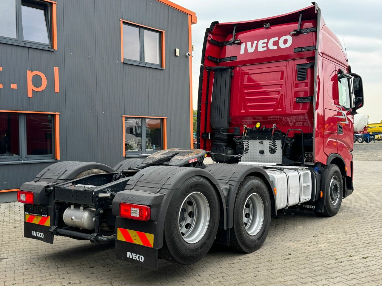 Iveco S-WAY 570 6x2 EURO6 BOOGIE Kipphydraulik - Tractor unit: picture 5 Iveco S-WAY 570 6x2 EURO6 BOOGIE Kipphydraulik - Tractor unit: picture 5
