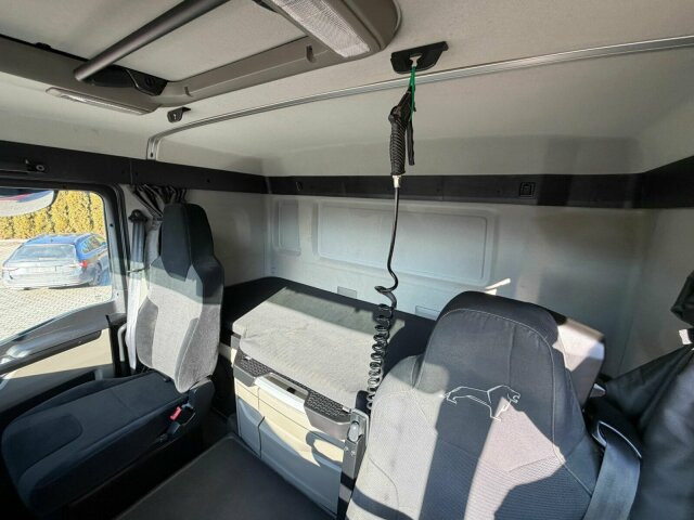 MAN TGS 18.510 4x4 SZM - Kipphyd. Blatt Luft Pritard - Tractor unit: picture 4 MAN TGS 18.510 4x4 SZM - Kipphyd. Blatt Luft Pritard - Tractor unit: picture 4