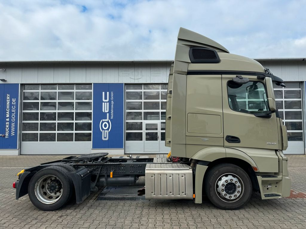 Mercedes-Benz Actros 1840 4x2 SZM Mega *Retarder - Tractor unit: picture 3 Mercedes-Benz Actros 1840 4x2 SZM Mega *Retarder - Tractor unit: picture 3