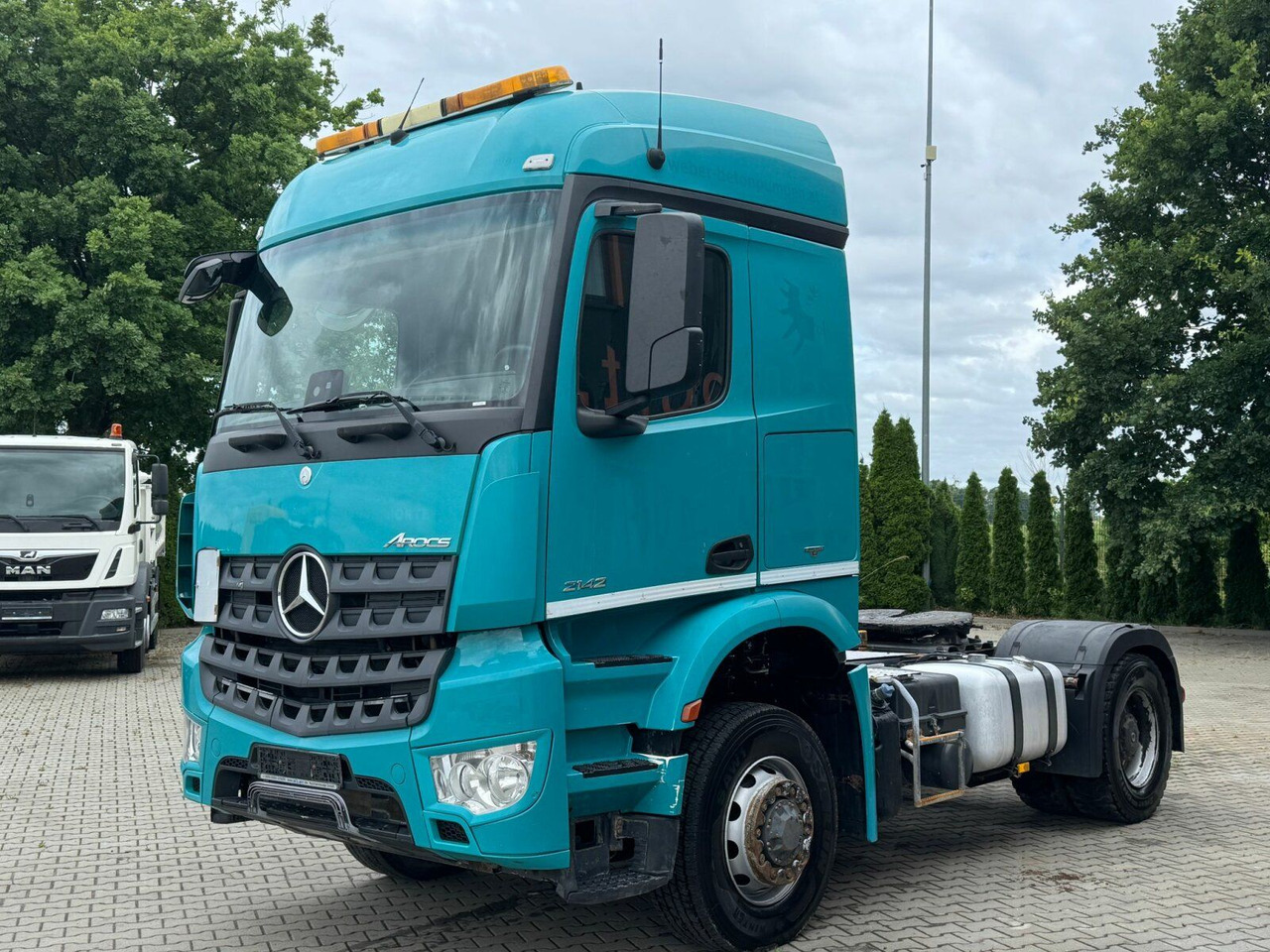 Mercedes-Benz Arocs 2142 4x4H SZM Euro 6 Kipphydraulik - Tractor unit: picture 2 Mercedes-Benz Arocs 2142 4x4H SZM Euro 6 Kipphydraulik - Tractor unit: picture 2