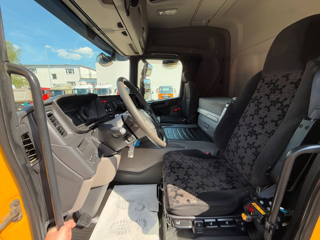 Scania G450 XT 4x4 Euro 6 SZM Kipphydraulik Blatt/ Luft leasing Scania G450 XT 4x4 Euro 6 SZM Kipphydraulik Blatt/ Luft: picture 8