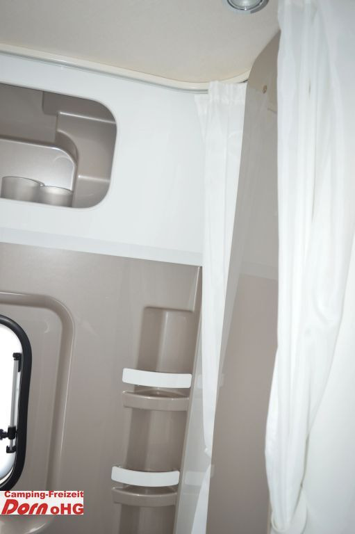 Camper van Hobby Vantana De Luxe K65 ET Anhängerkupplung: picture 17