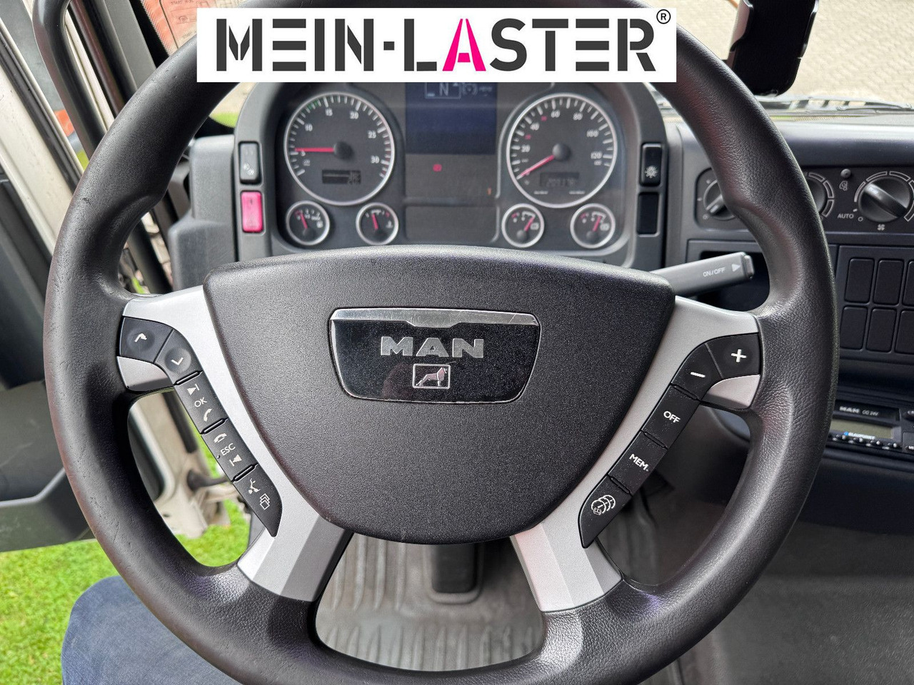 Container transporter/ Swap body truck MAN TGA 18.350 BDF  5 Sitzer Klima 209.380 km: picture 12