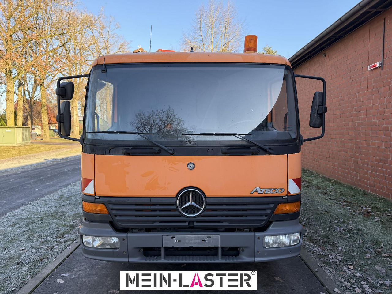 Mercedes-Benz 815 Pritsche Palfinger PK 7000 13 m Funk + AHK - Dropside/ Flatbed truck, Crane truck: picture 5 Mercedes-Benz 815 Pritsche Palfinger PK 7000 13 m Funk + AHK - Dropside/ Flatbed truck, Crane truck: picture 5