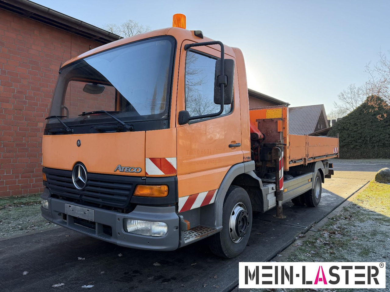 Mercedes-Benz 815 Pritsche Palfinger PK 7000 13 m Funk + AHK - Dropside/ Flatbed truck, Crane truck: picture 4 Mercedes-Benz 815 Pritsche Palfinger PK 7000 13 m Funk + AHK - Dropside/ Flatbed truck, Crane truck: picture 4