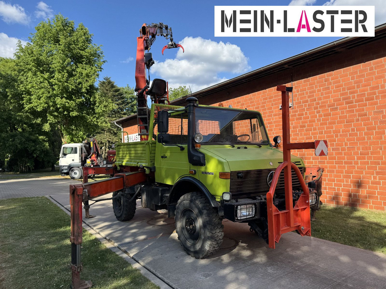 Crane truck Unimog U 1650 PK 10500 Kran 15 m max. 3,9 t Seilwinde: picture 20