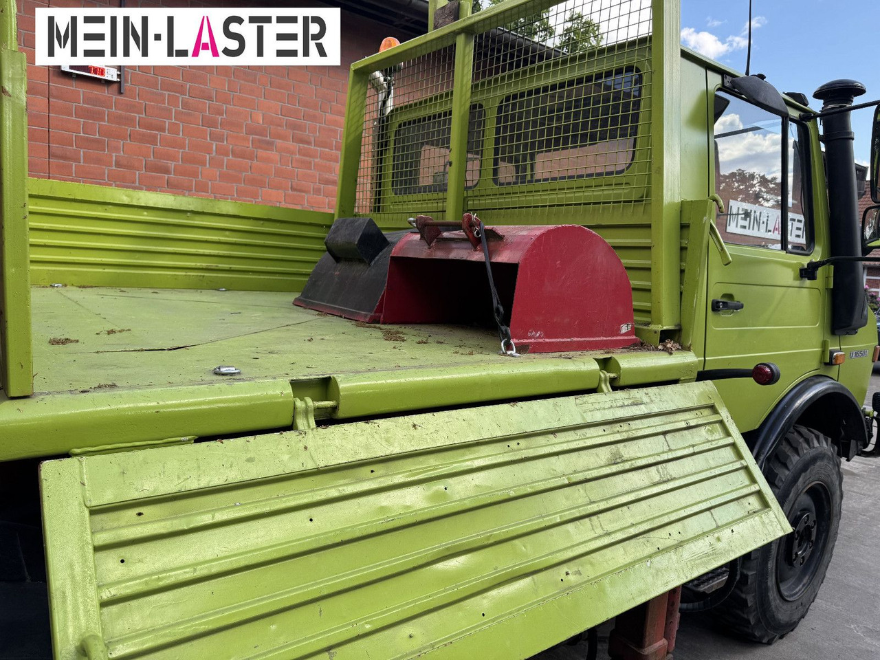 Crane truck Unimog U 1650 PK 10500 Kran 15 m max. 3,9 t Seilwinde: picture 13