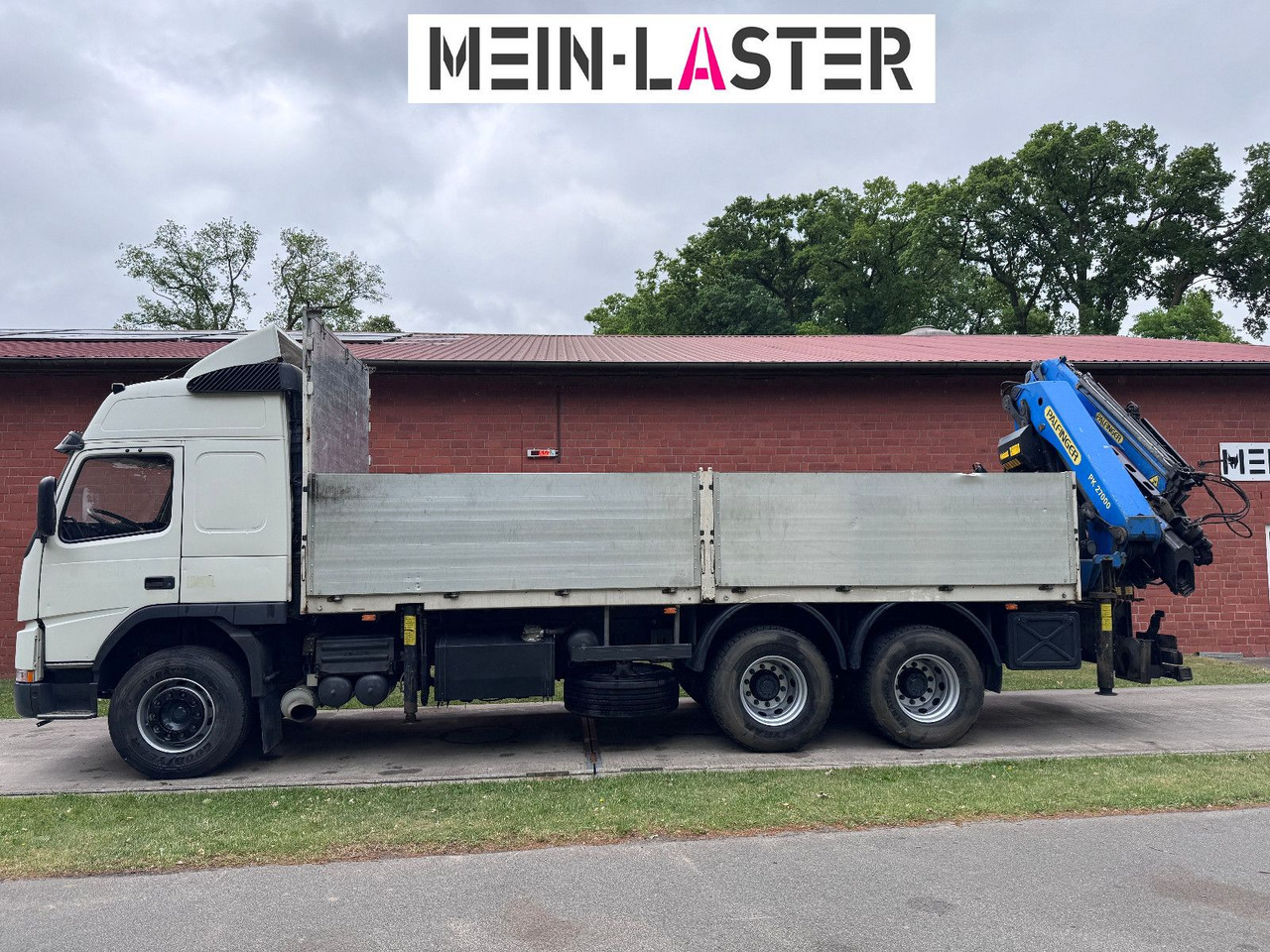 Crane truck Volvo FM12 380 PK 27000D 24,5m 5+6 Deutscher LKW: picture 6