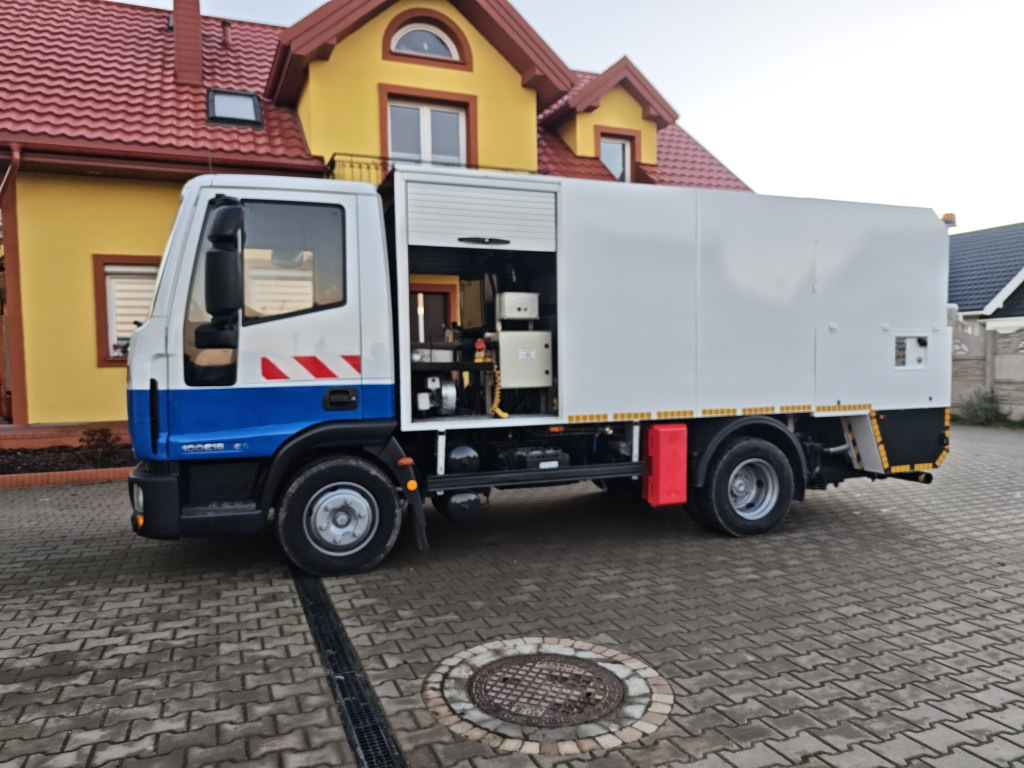 IVECO Eurocargo + IRIDE BIN WASHER CLEANER RHodέla Containerreiniger - Garbage truck: picture 4 IVECO Eurocargo + IRIDE BIN WASHER CLEANER RHodέla Containerreiniger - Garbage truck: picture 4