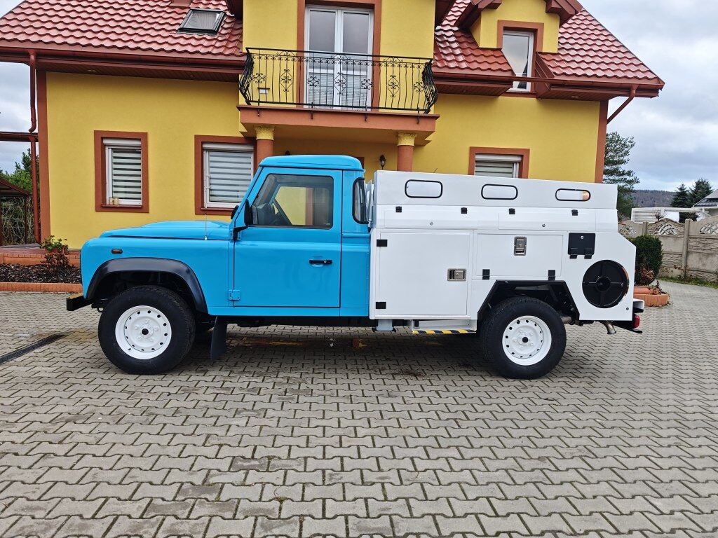 Land Rover Defender 130 RIVARD Premium - Vacuum truck: picture 3 Land Rover Defender 130 RIVARD Premium - Vacuum truck: picture 3