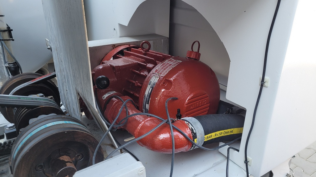 Vacuum truck Renault Maxity 140dxi Kanalreiniger COMBI CLEANER VAACUM Hydrocureur: picture 48