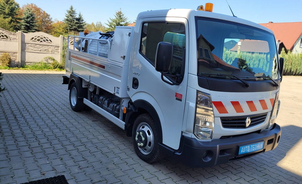 Vacuum truck Renault Maxity 140dxi Kanalreiniger COMBI CLEANER VAACUM Hydrocureur: picture 24