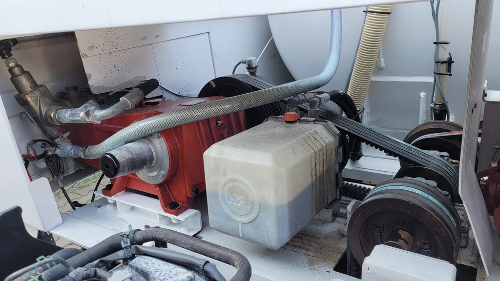 Vacuum truck Renault Maxity 140dxi Kanalreiniger COMBI CLEANER VAACUM Hydrocureur: picture 49