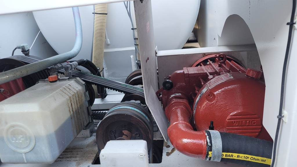 Vacuum truck Renault Maxity 140dxi Kanalreiniger COMBI CLEANER VAACUM Hydrocureur: picture 50