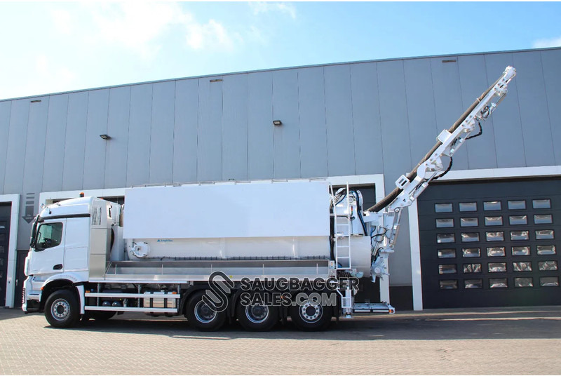 Vacuum truck Mercedes-Benz Arocs 3753 Amphitec Vortex 11000: picture 8