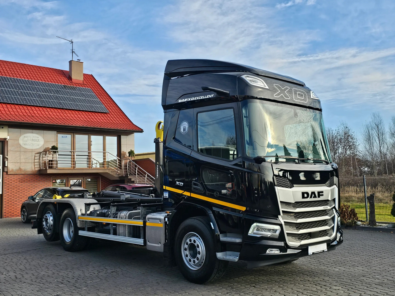 DAF XD 450 - Hook lift truck: picture 1 DAF XD 450 - Hook lift truck: picture 1